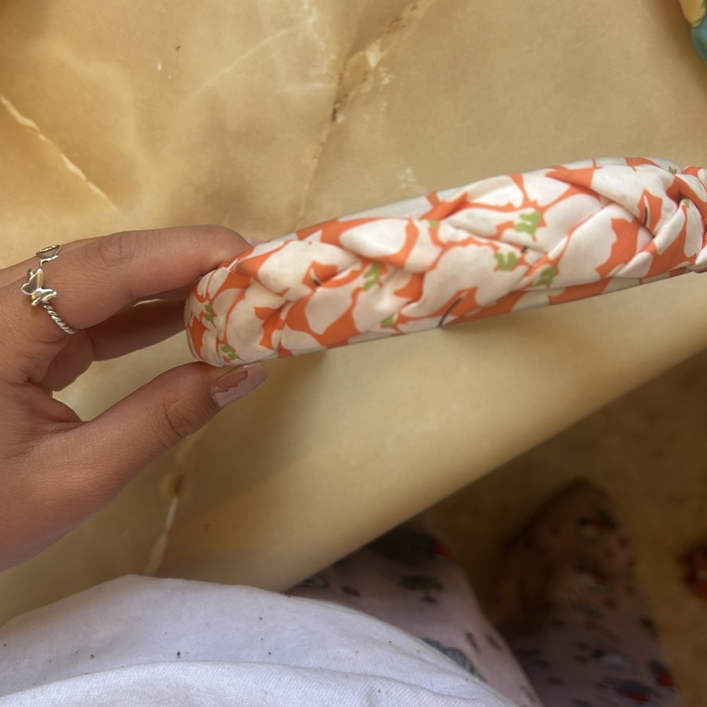2 headbands - Picture 2 of 4